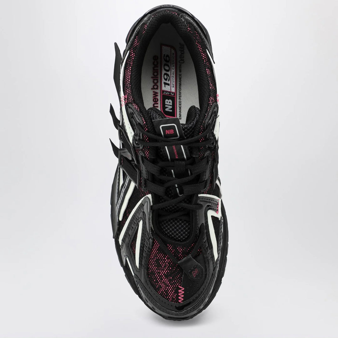 New Balance - Sneakers 1906A black/pink